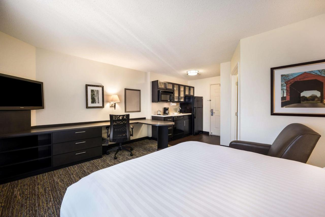 Sonesta Simply Suites Miami Airport Doral Zewnętrze zdjęcie