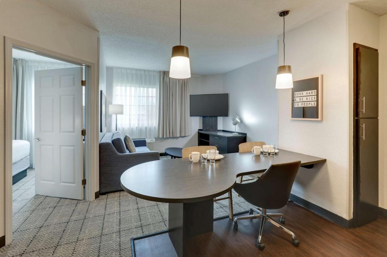 Sonesta Simply Suites Miami Airport Doral Zewnętrze zdjęcie