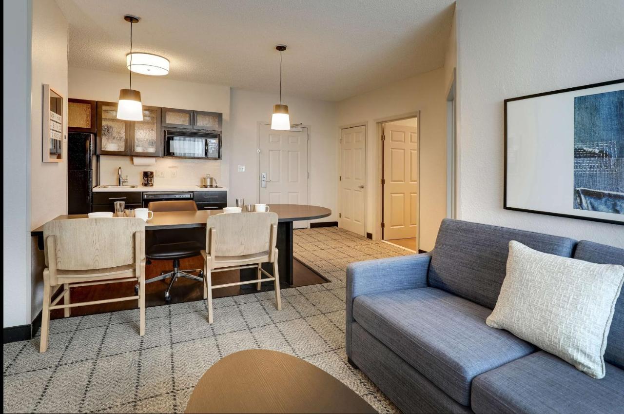 Sonesta Simply Suites Miami Airport Doral Zewnętrze zdjęcie
